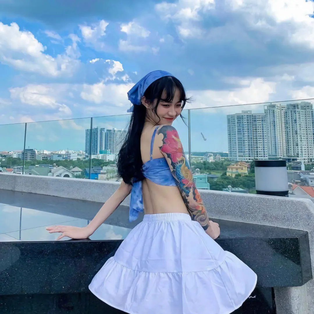 行走的鸡毛掸子